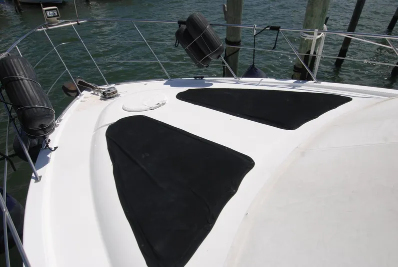 Escape Plan Yacht Photos Pics 2002 Carver 564 Cockpit - Image 72