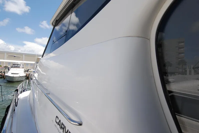 Escape Plan Yacht Photos Pics 2002 Carver 564 Cockpit - Image 71