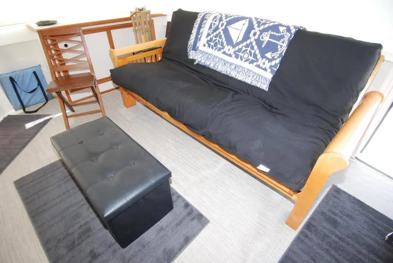 Escape Plan Yacht Photos Pics 2002 Carver 564 Cockpit - Image 13