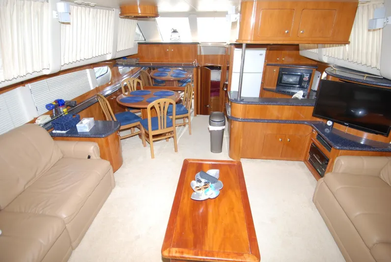 Escape Plan Yacht Photos Pics 2002 Carver 564 Cockpit - Image 25