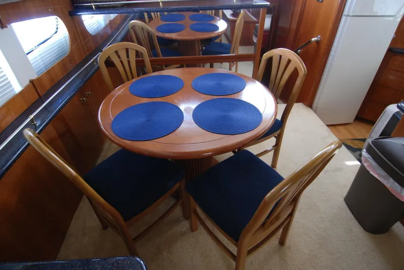 Escape Plan Yacht Photos Pics 2002 Carver 564 Cockpit - Image 27