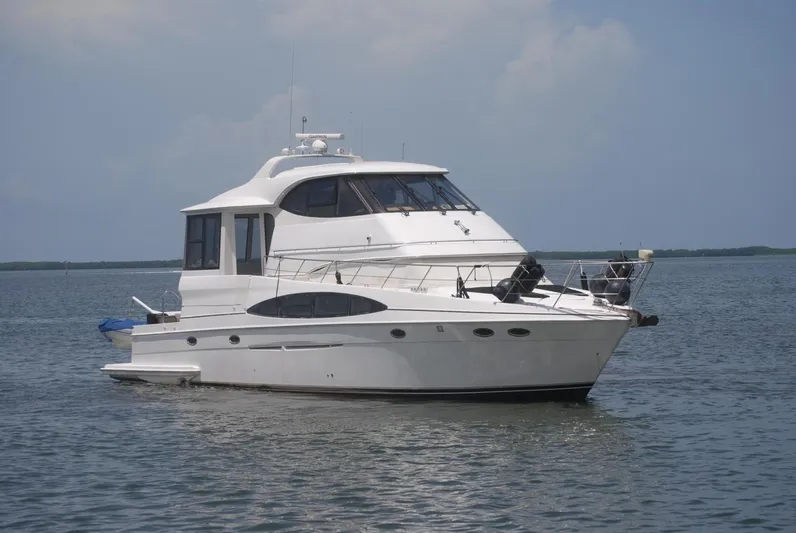 Escape Plan Yacht Photos Pics 2002 Carver 564 Cockpit - Image 4