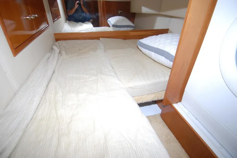 Escape Plan Yacht Photos Pics 2002 Carver 564 Cockpit - Image 52