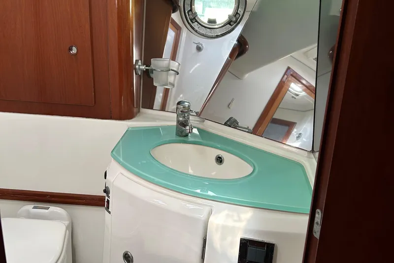 Tryst Yacht Photos Pics 