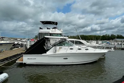Wellcraft 330 Coastal