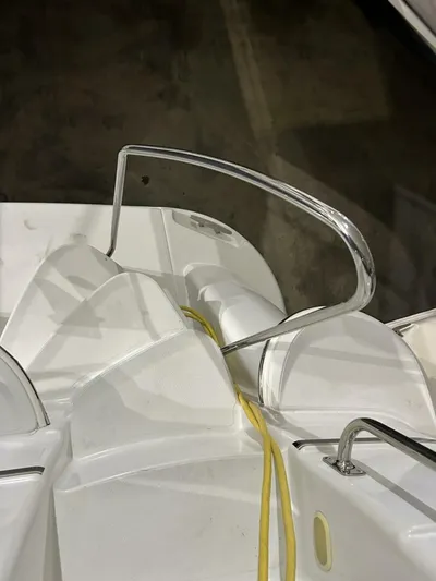 Second Knot Yacht Photos Pics 2003 Carver 396 Aft Cabin MY boat deck with railing and yellow cable.