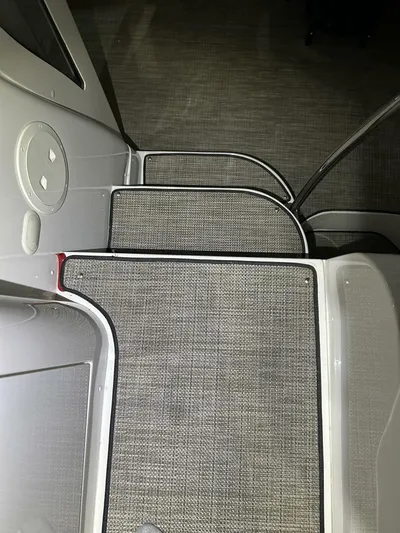 Second Knot Yacht Photos Pics 2003 Carver 396 Aft Cabin MY interior steps with carpeted finish.