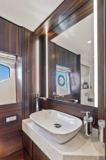 Our Trade Yacht Photos Pics 2024 Sunseeker Manhattan 55 - Image 20