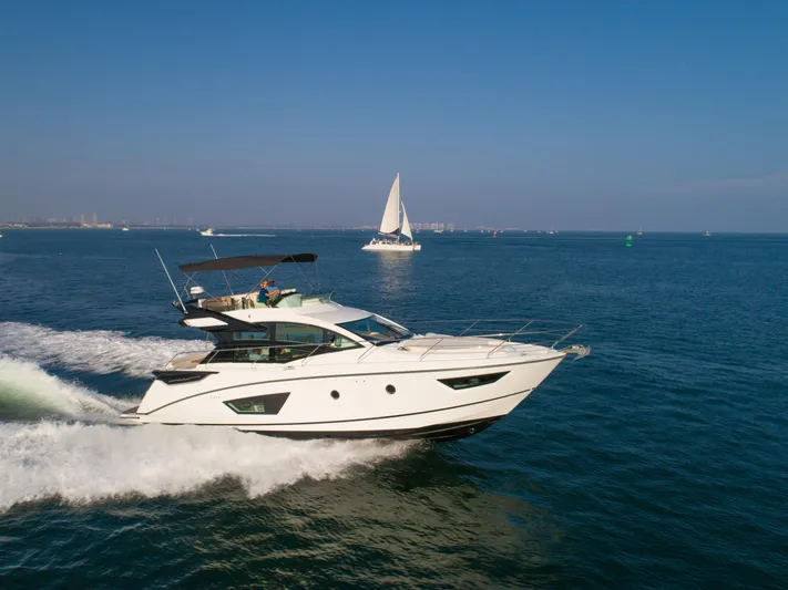 Miss G Yacht Photos Pics Beneteau Gran Turismo 50 Fly