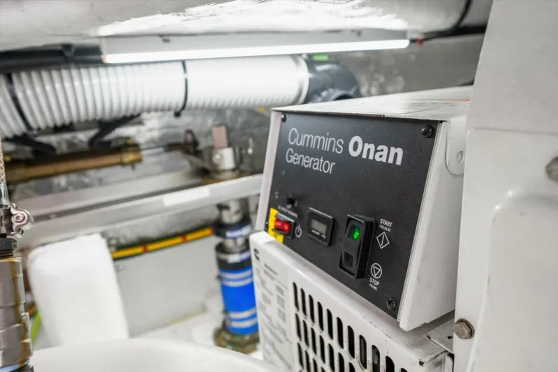 Magic Yacht Photos Pics 2018 Horizon Pc52 - Image 48