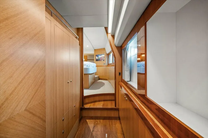 Magic Yacht Photos Pics 2018 Horizon Pc52 - Image 22