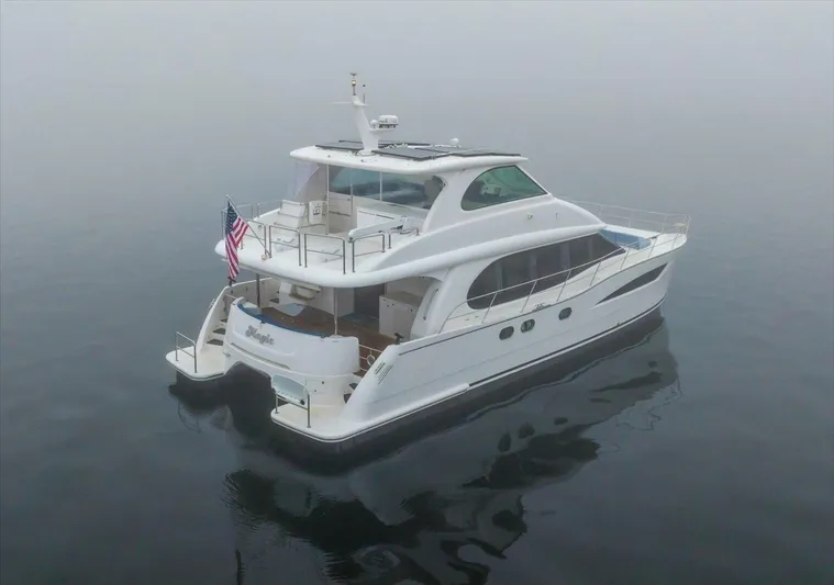 Magic Yacht Photos Pics 2018 Horizon Pc52 - Image 3