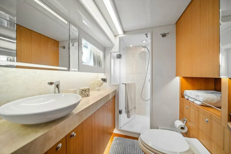 Magic Yacht Photos Pics 2018 Horizon Pc52 - Image 24