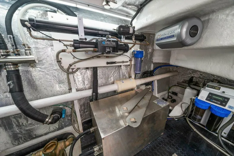 Magic Yacht Photos Pics 2018 Horizon Pc52 - Image 46