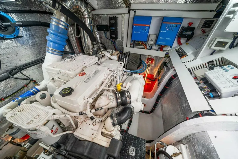 Magic Yacht Photos Pics 2018 Horizon Pc52 - Image 45