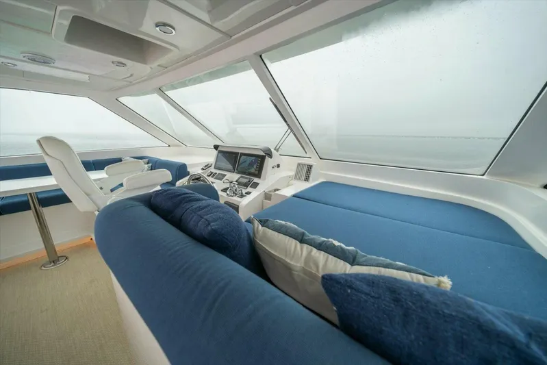 Magic Yacht Photos Pics 2018 Horizon Pc52 - Image 40