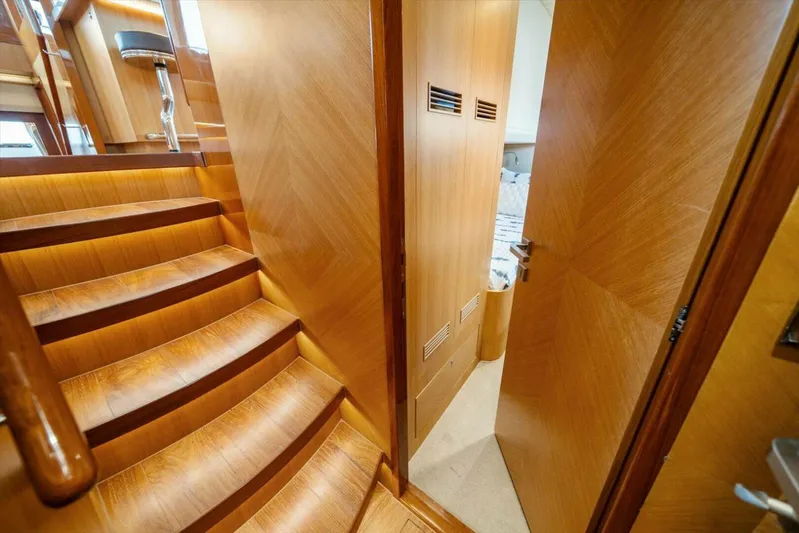 Magic Yacht Photos Pics 2018 Horizon Pc52 - Image 33