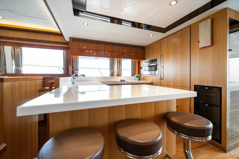 Magic Yacht Photos Pics 2018 Horizon Pc52 - Image 11