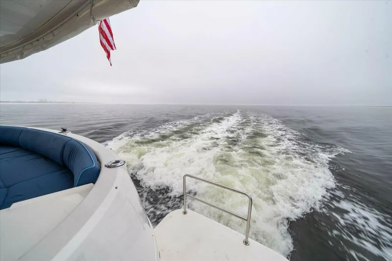 Magic Yacht Photos Pics 2018 Horizon Pc52 - Image 44