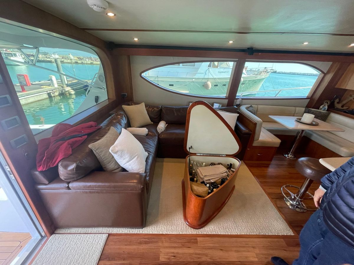 2013 Hatteras 63 