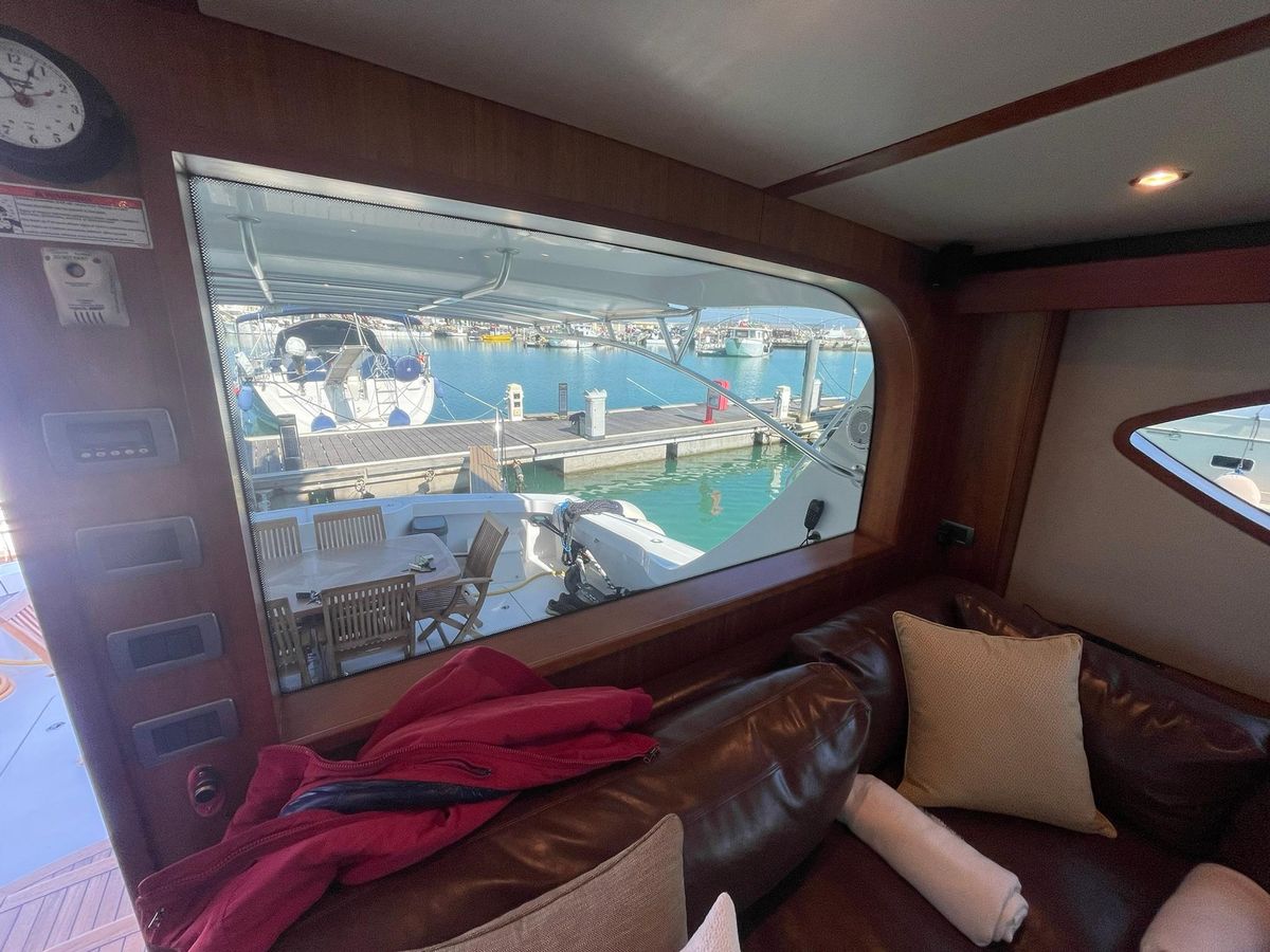 2013 Hatteras 63 