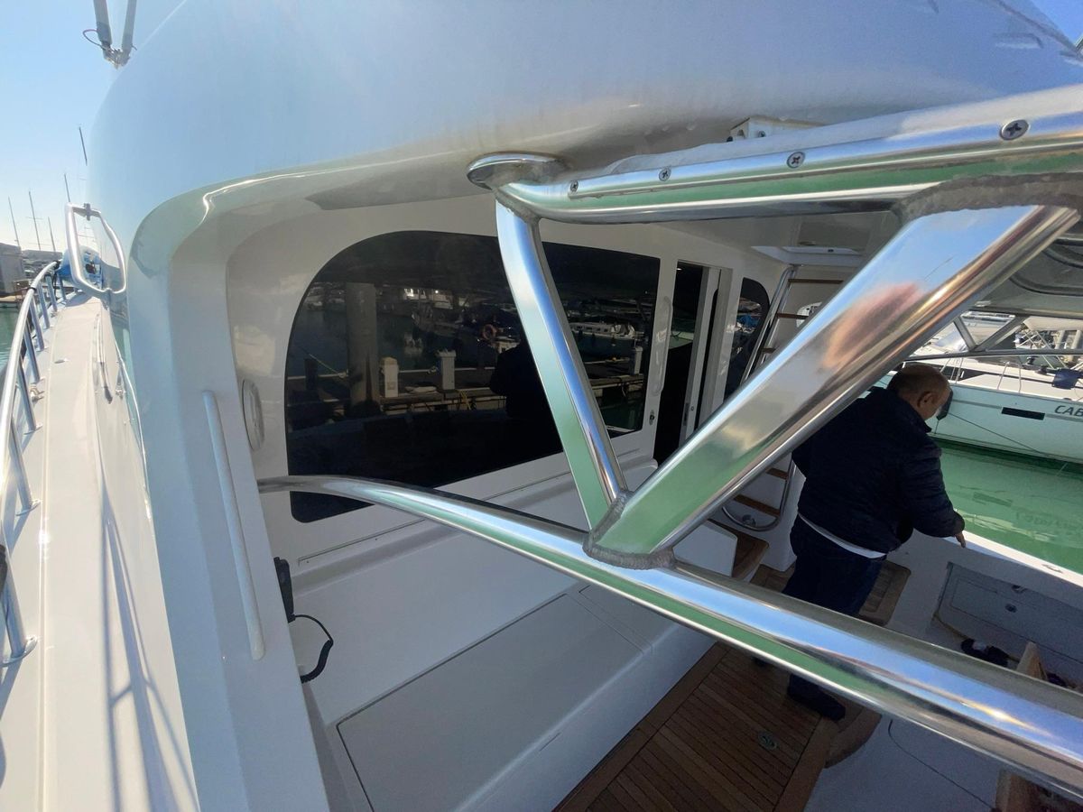 2013 Hatteras 63 