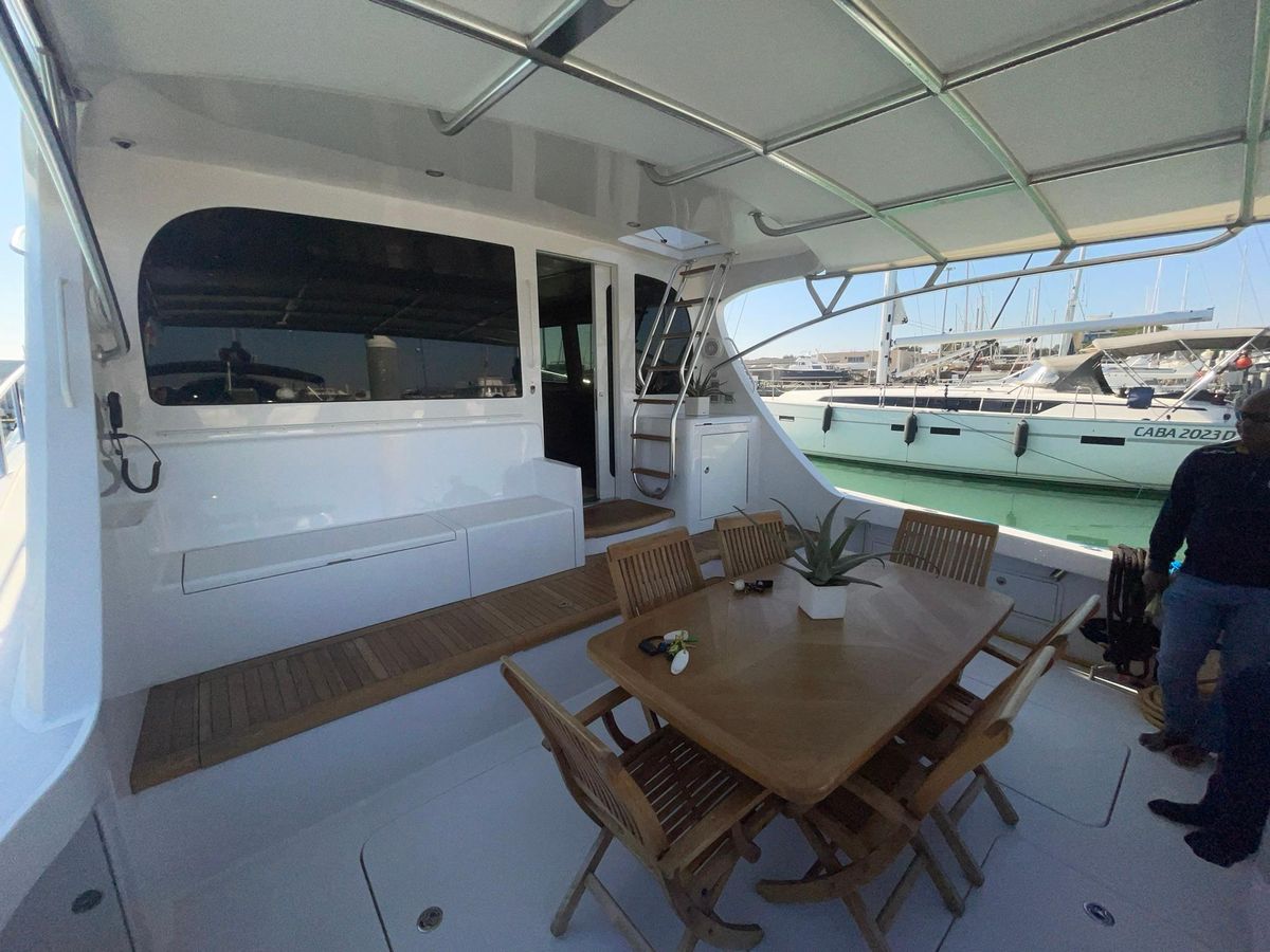 2013 Hatteras 63 