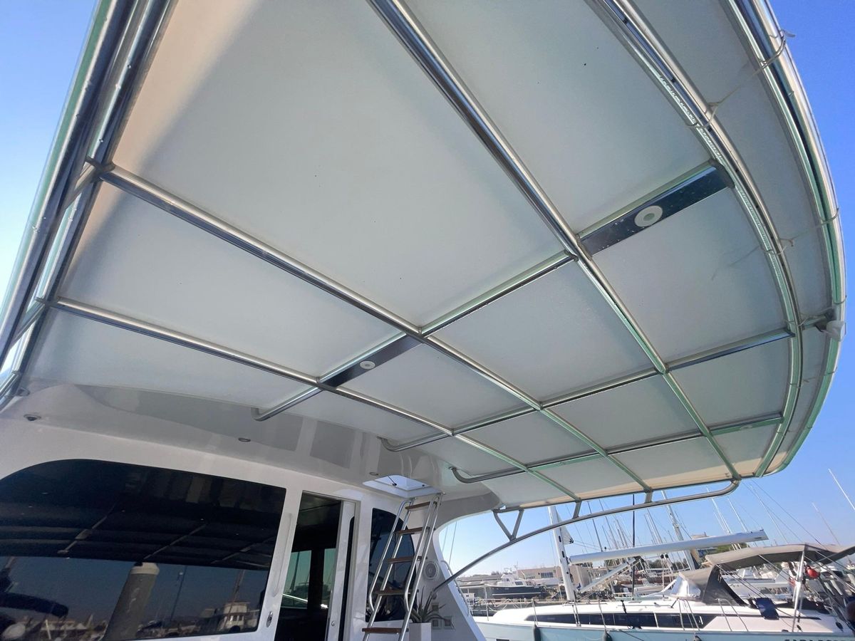 2013 Hatteras 63 