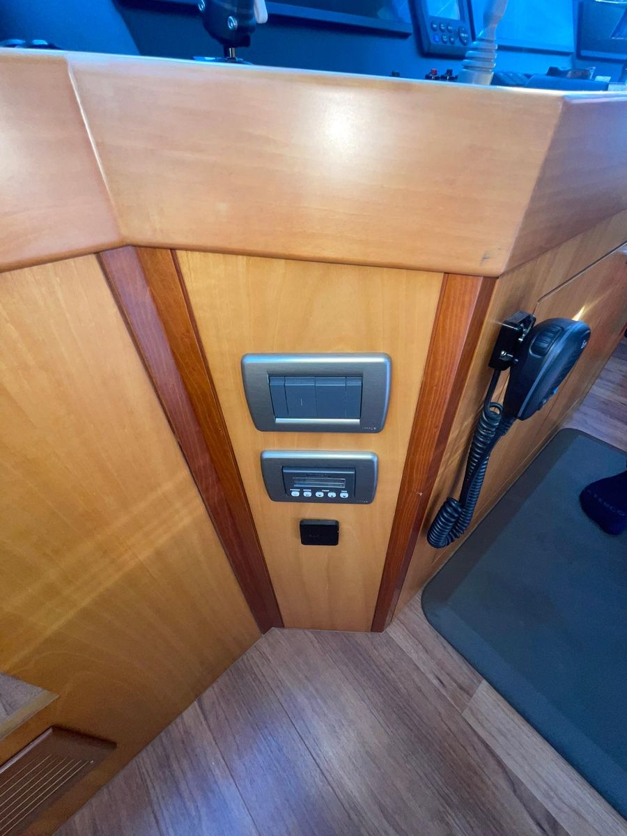 2013 Hatteras 63 