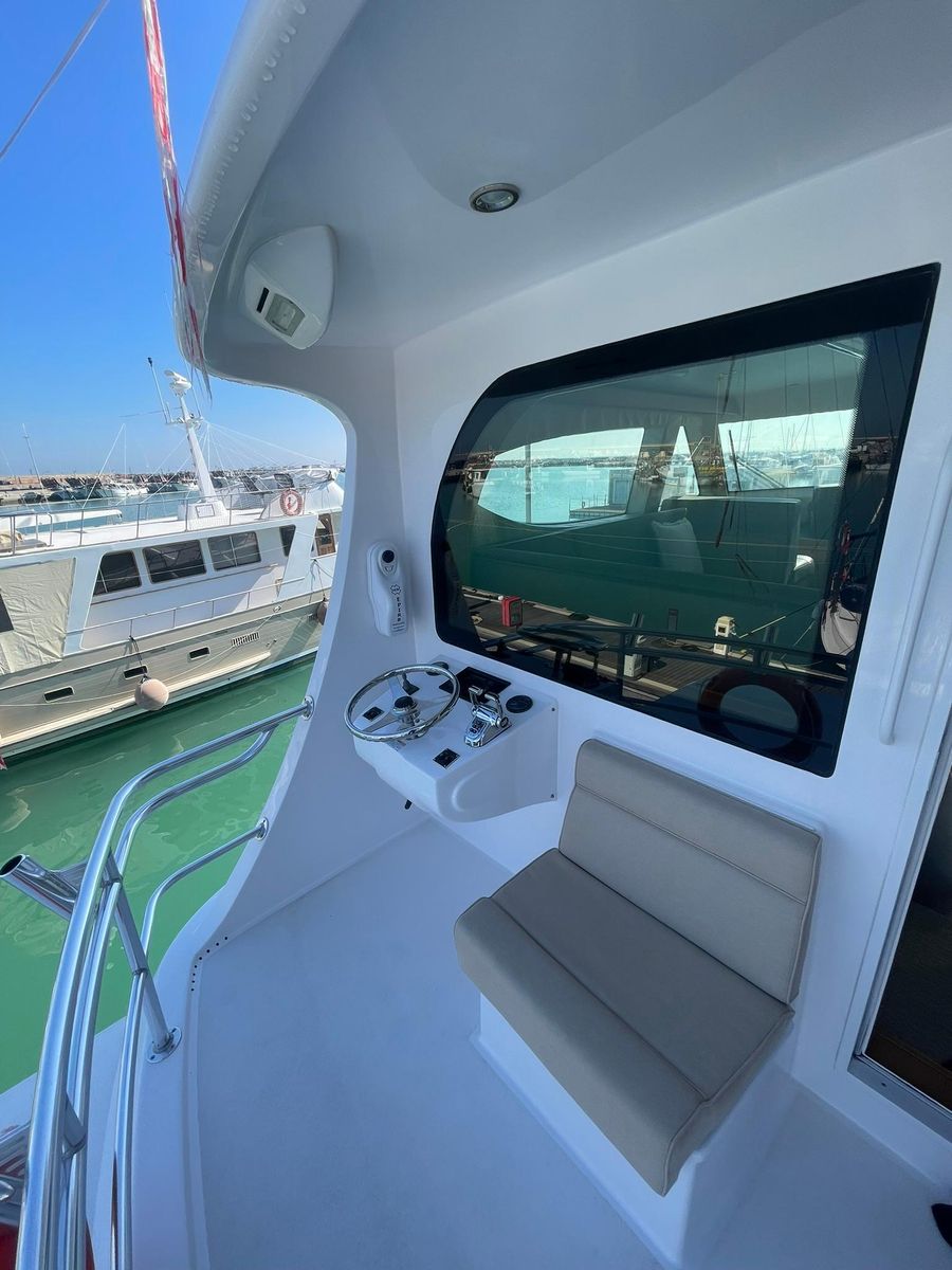 2013 Hatteras 63 