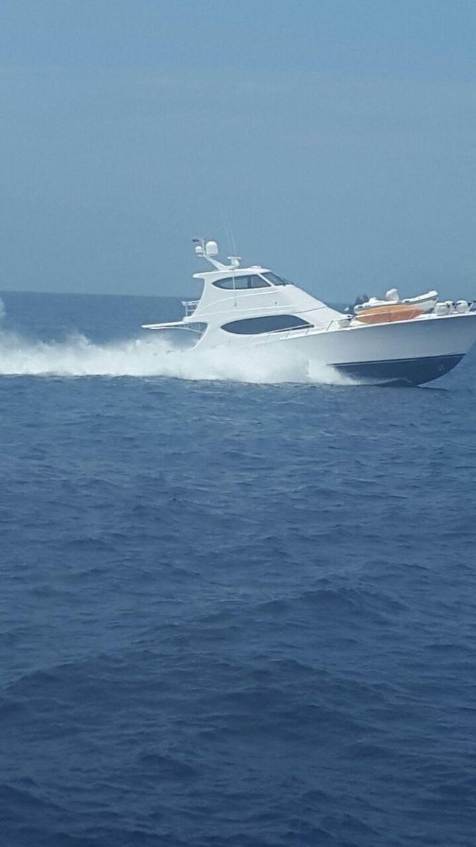 2013 Hatteras 63 