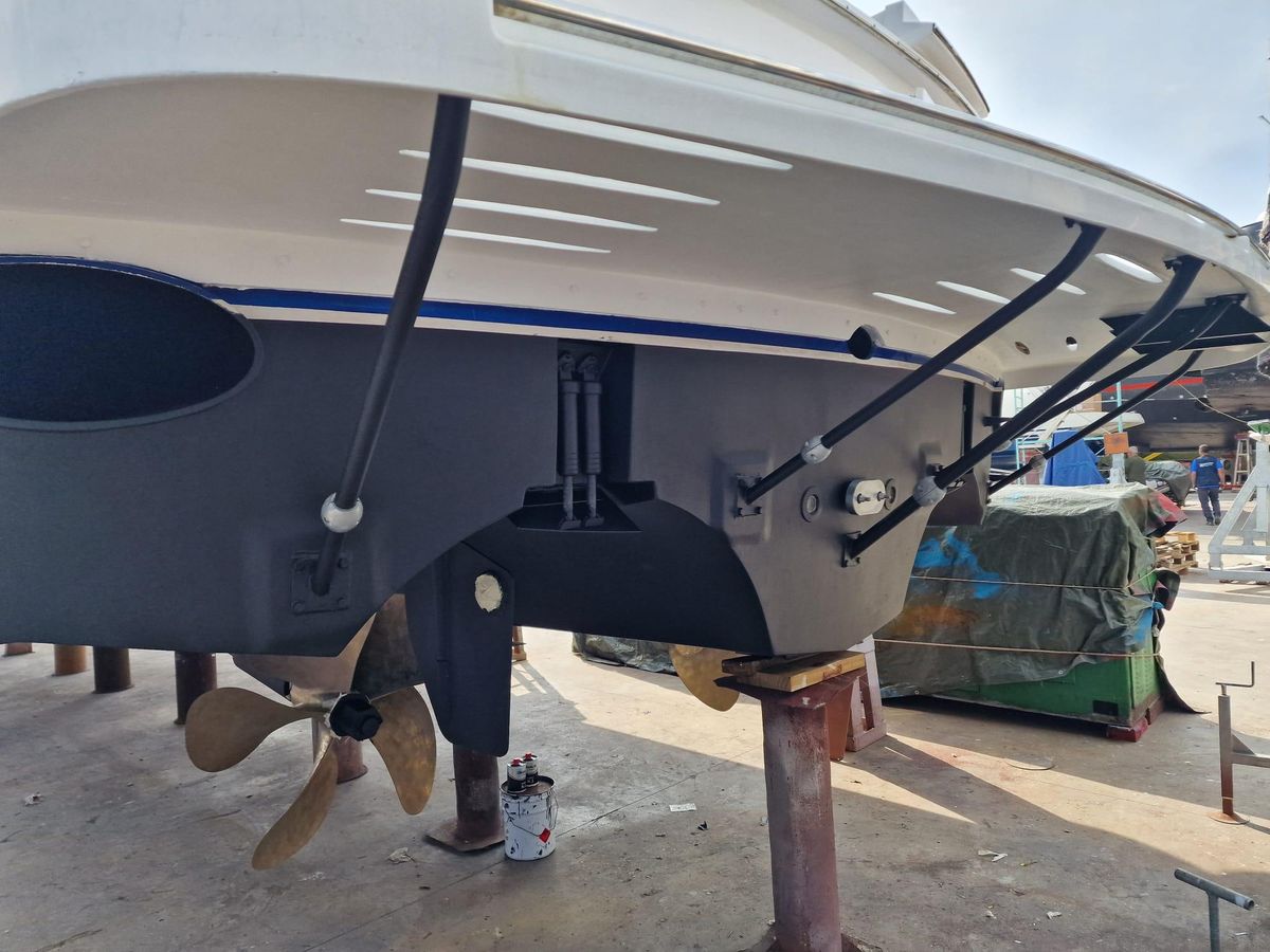 2013 Hatteras 63 