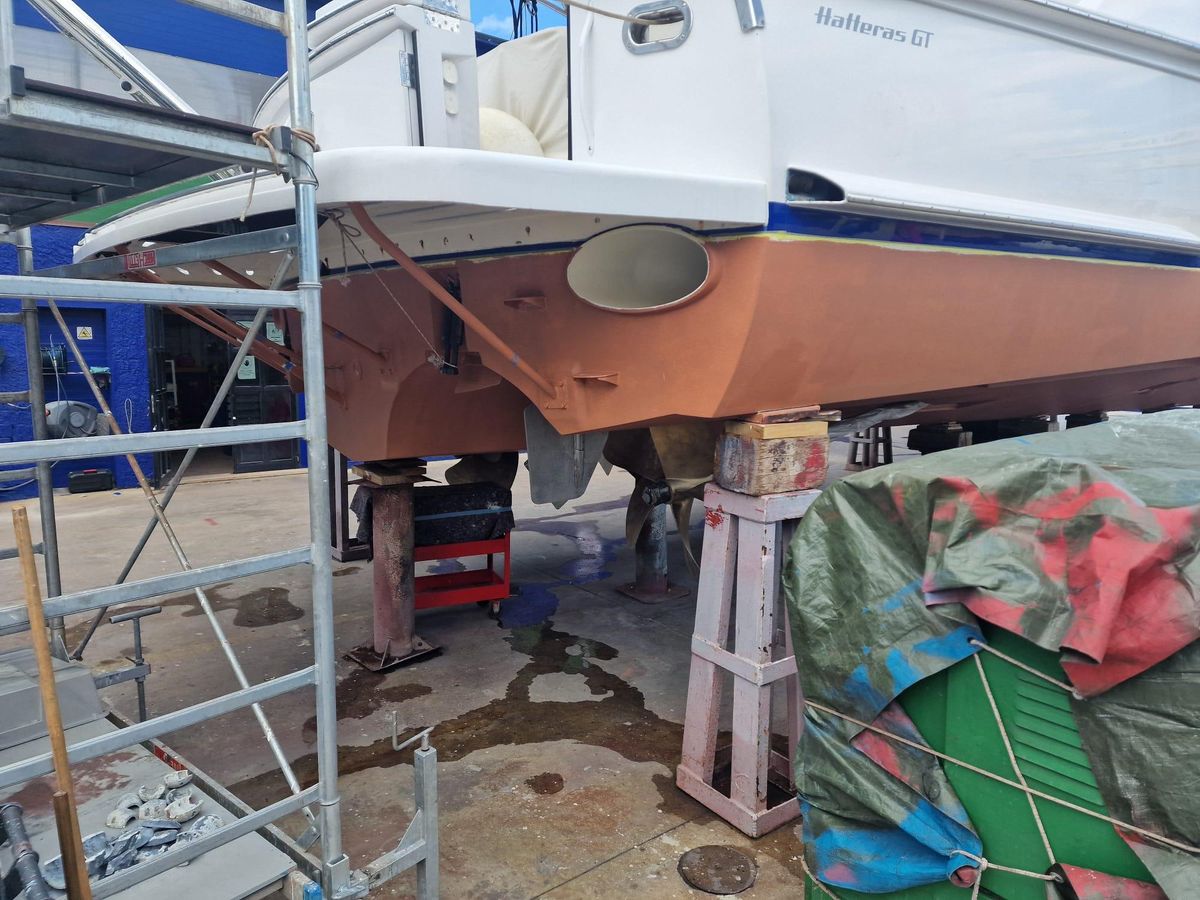 2013 Hatteras 63 