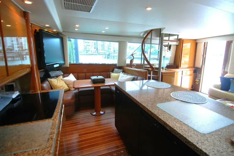 Nothin To Talk About Yacht Photos Pics 2000 Viking 58 Convertible - Image 16