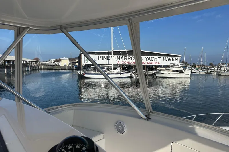 Capt Bab Yacht Photos Pics Viking 45 CAPT BAB - Flybridge - Helm