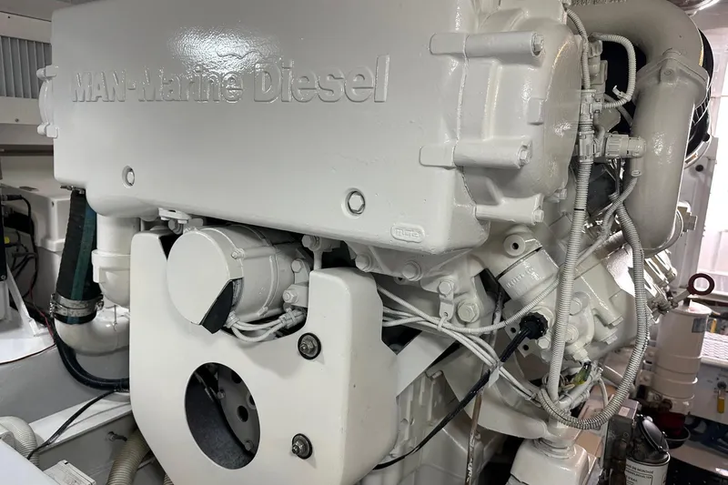 Capt Bab Yacht Photos Pics Viking 45 CAPT BAB- Engine Room
