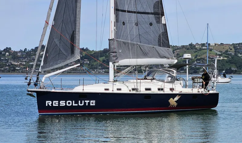 Resolute Yacht Photos Pics 