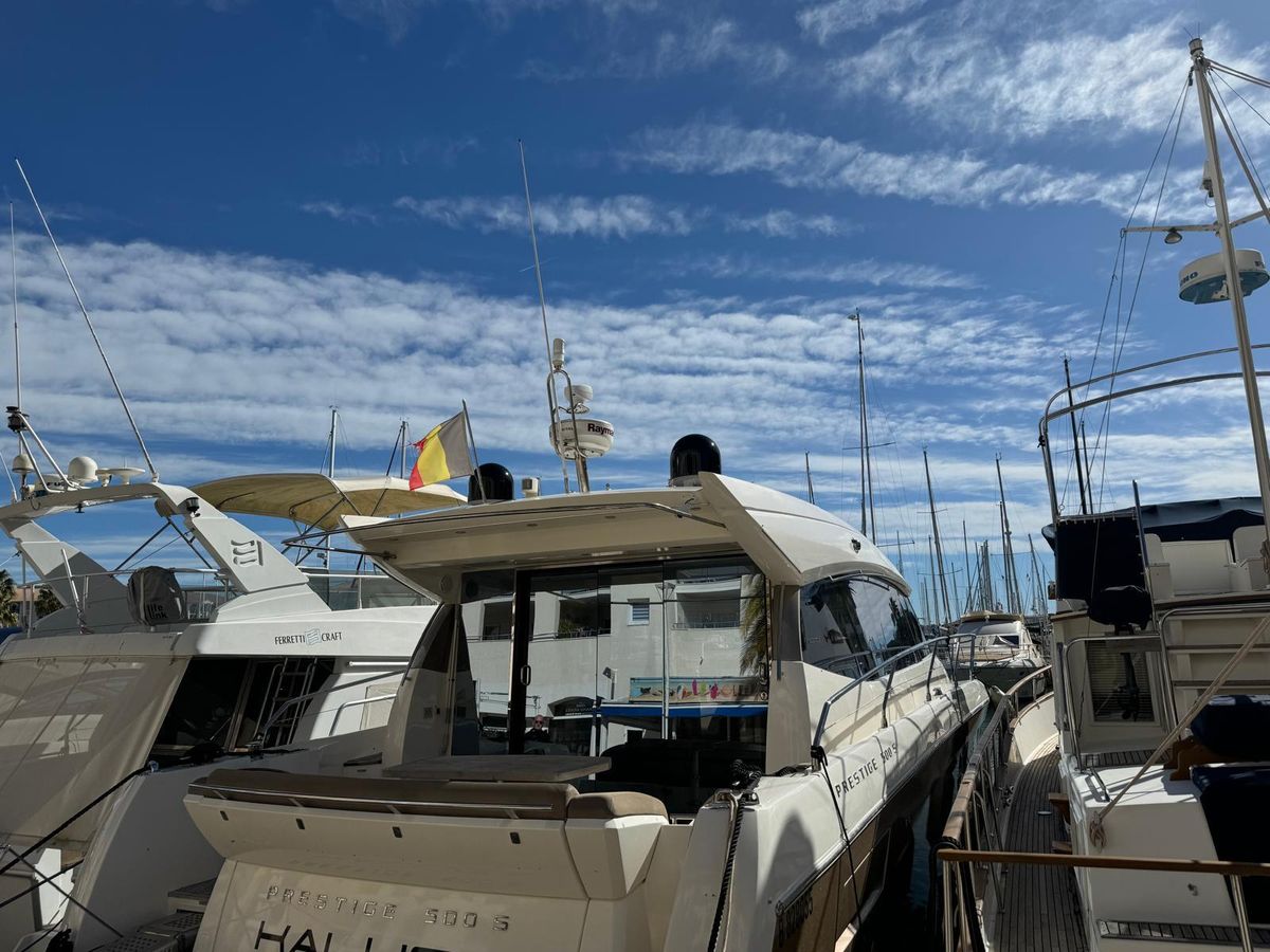2011 Prestige 49 