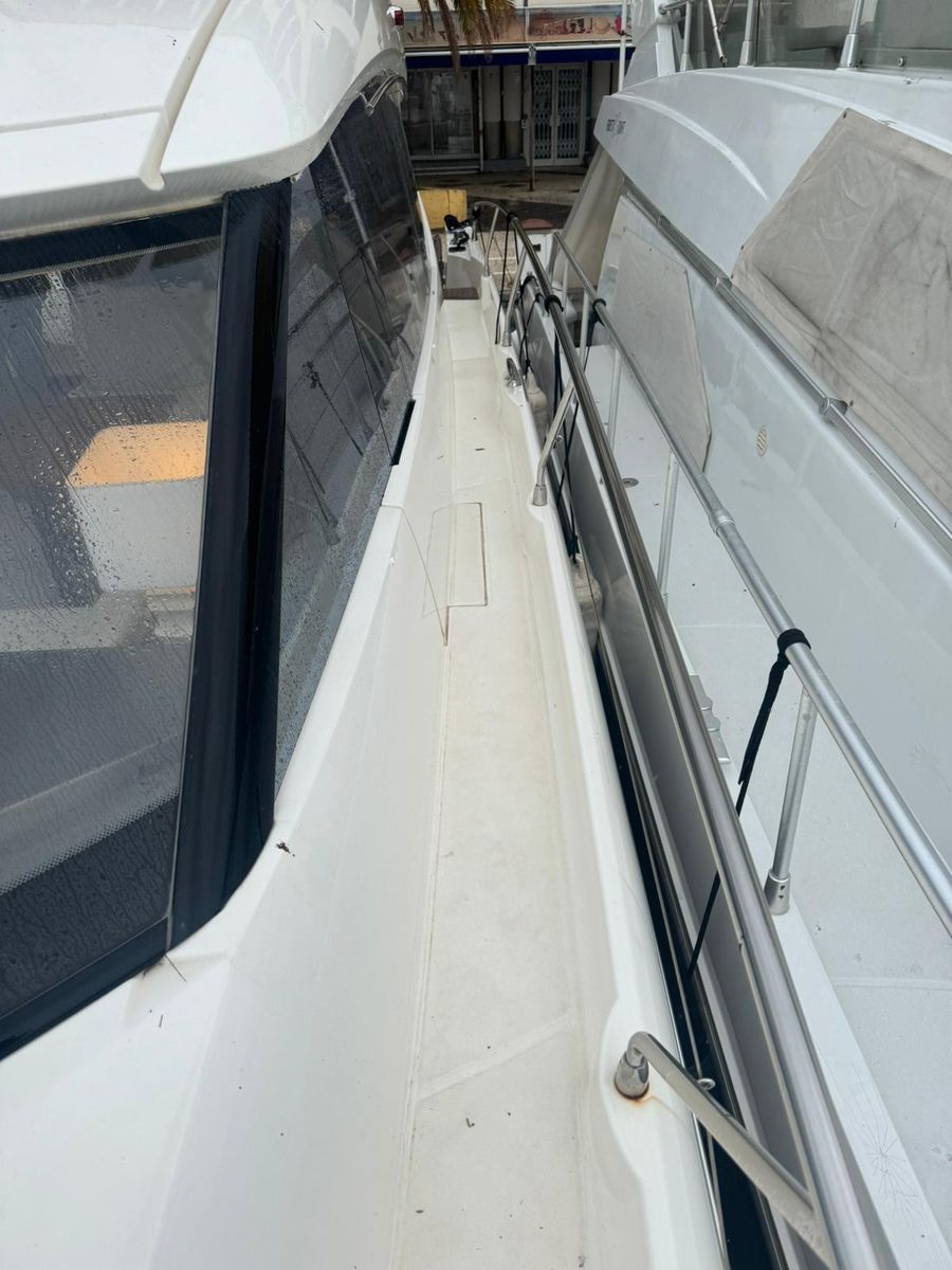 2011 Prestige 49 