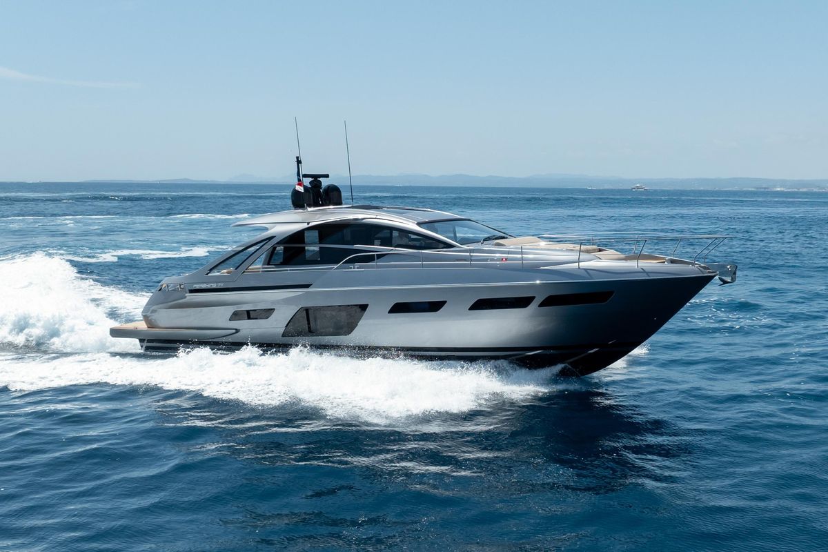 2024 Pershing 69 