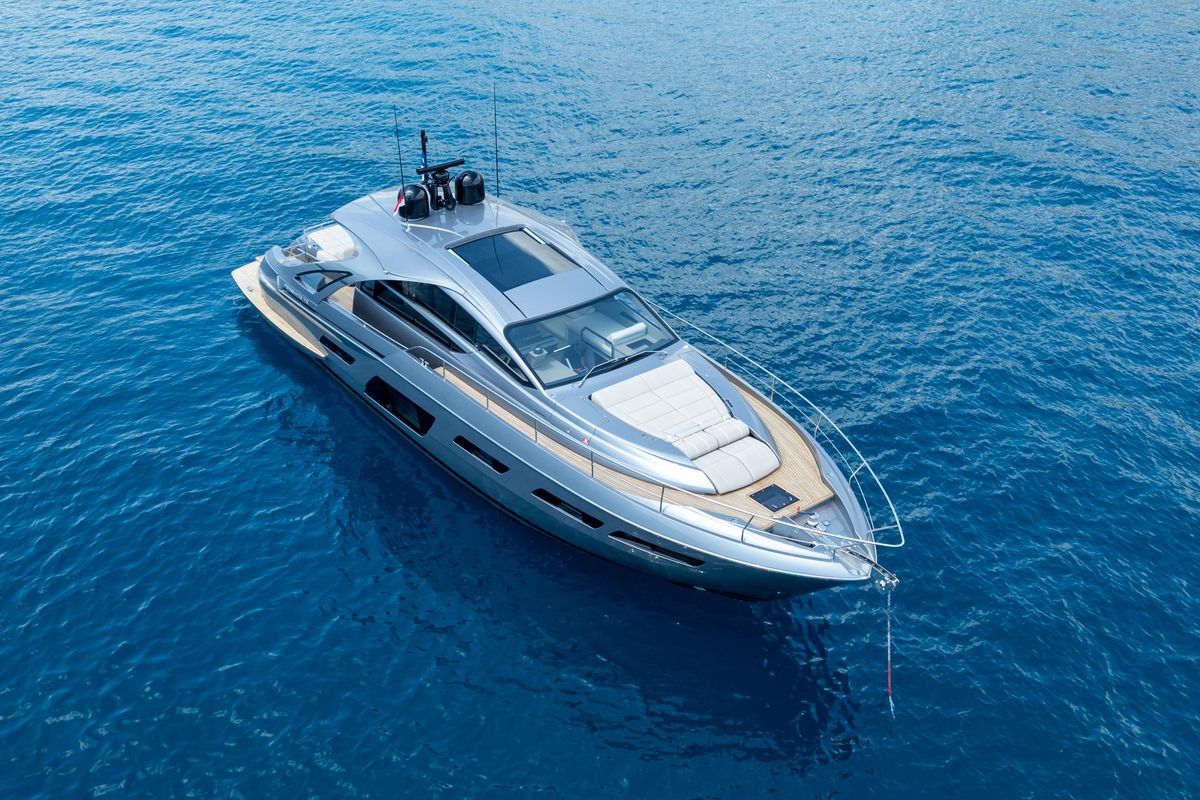 2024 Pershing 69 