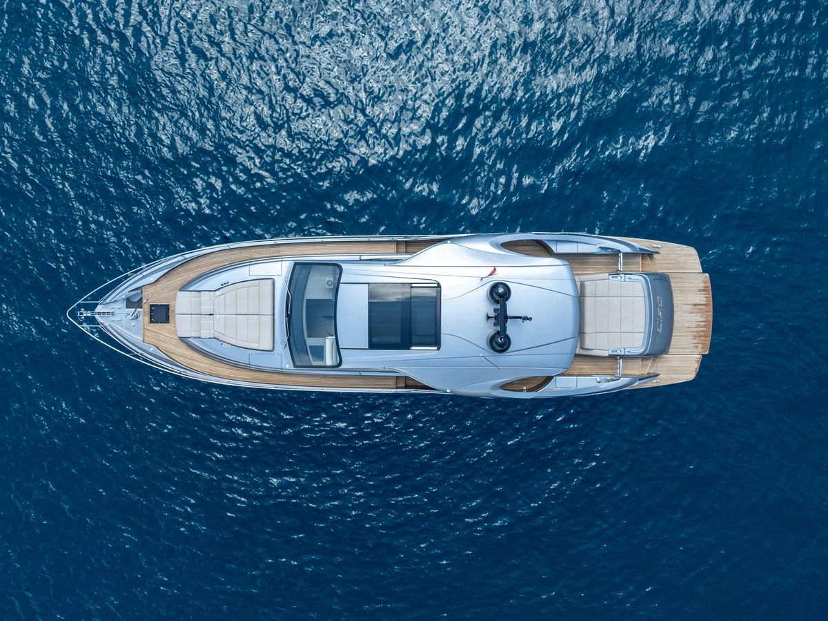 2024 Pershing 69 