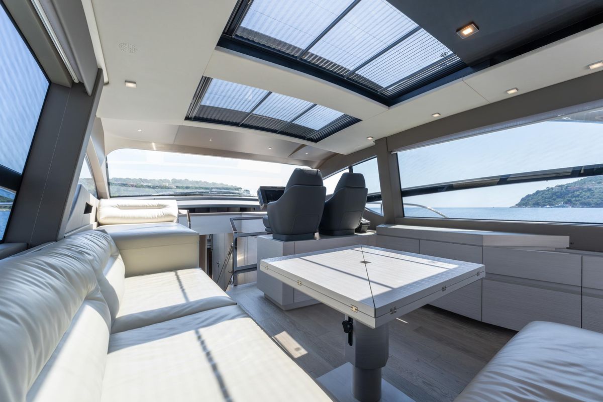 2024 Pershing 69 