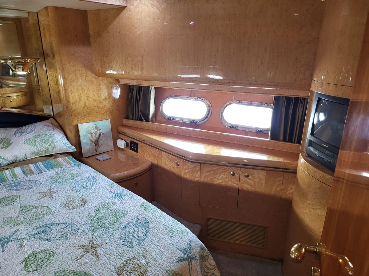 2000 Horizon 74 