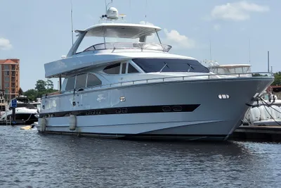 Horizon 74 Motor Yacht