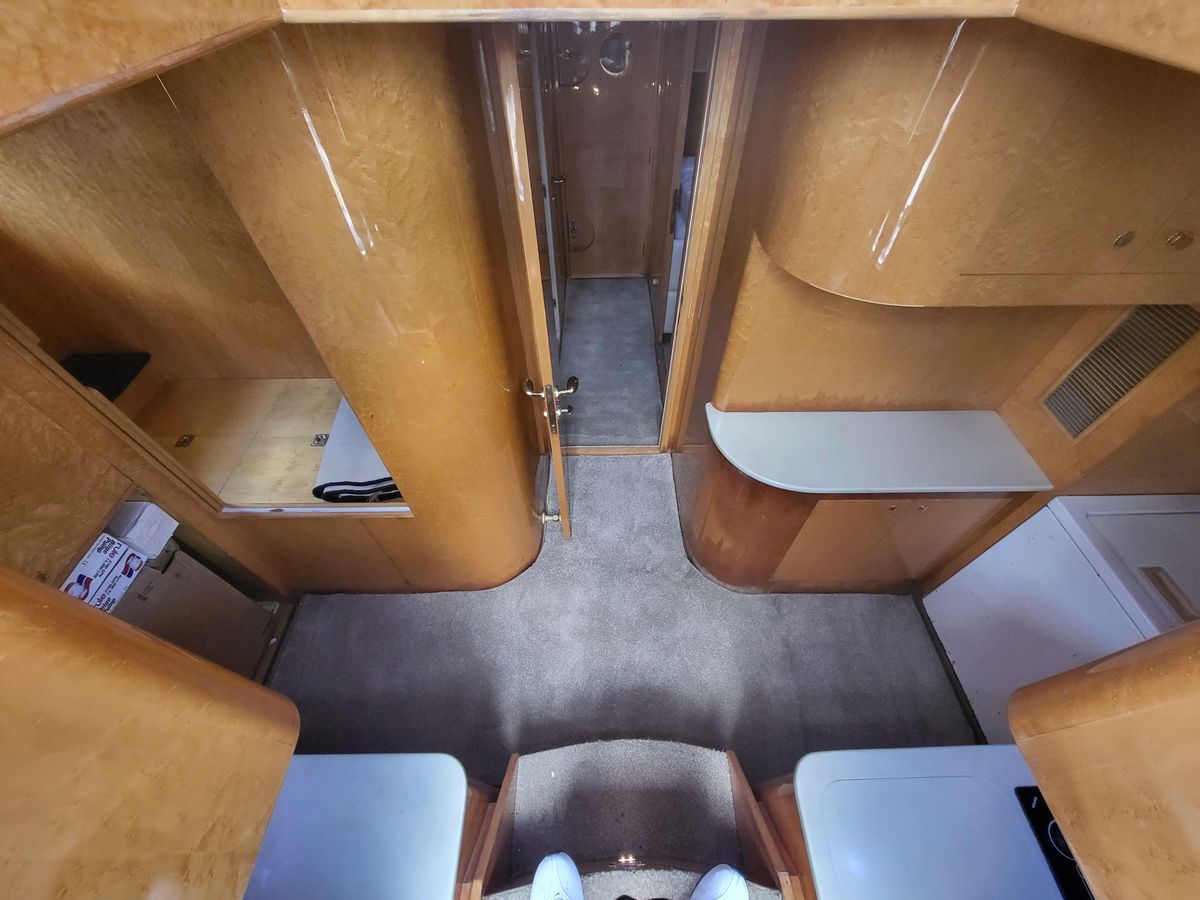 2000 Horizon 74 