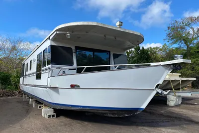 Monticello River Yacht - 60'