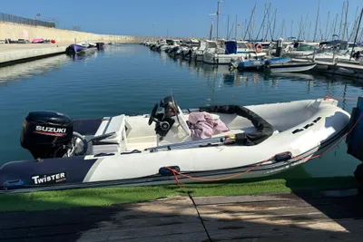 2018 Twister RIB 470