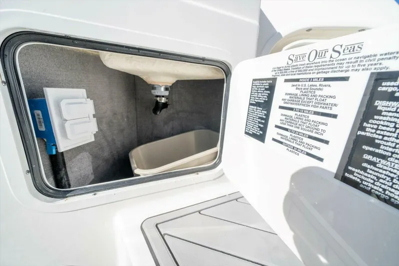  Yacht Photos Pics 2023 Sea Ray 29' - Image 47