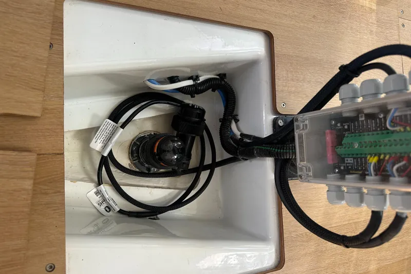 Rebel Yacht Photos Pics Electrical wiring and components inside a 2021 Jeanneau Sun Fast 3300 yacht.